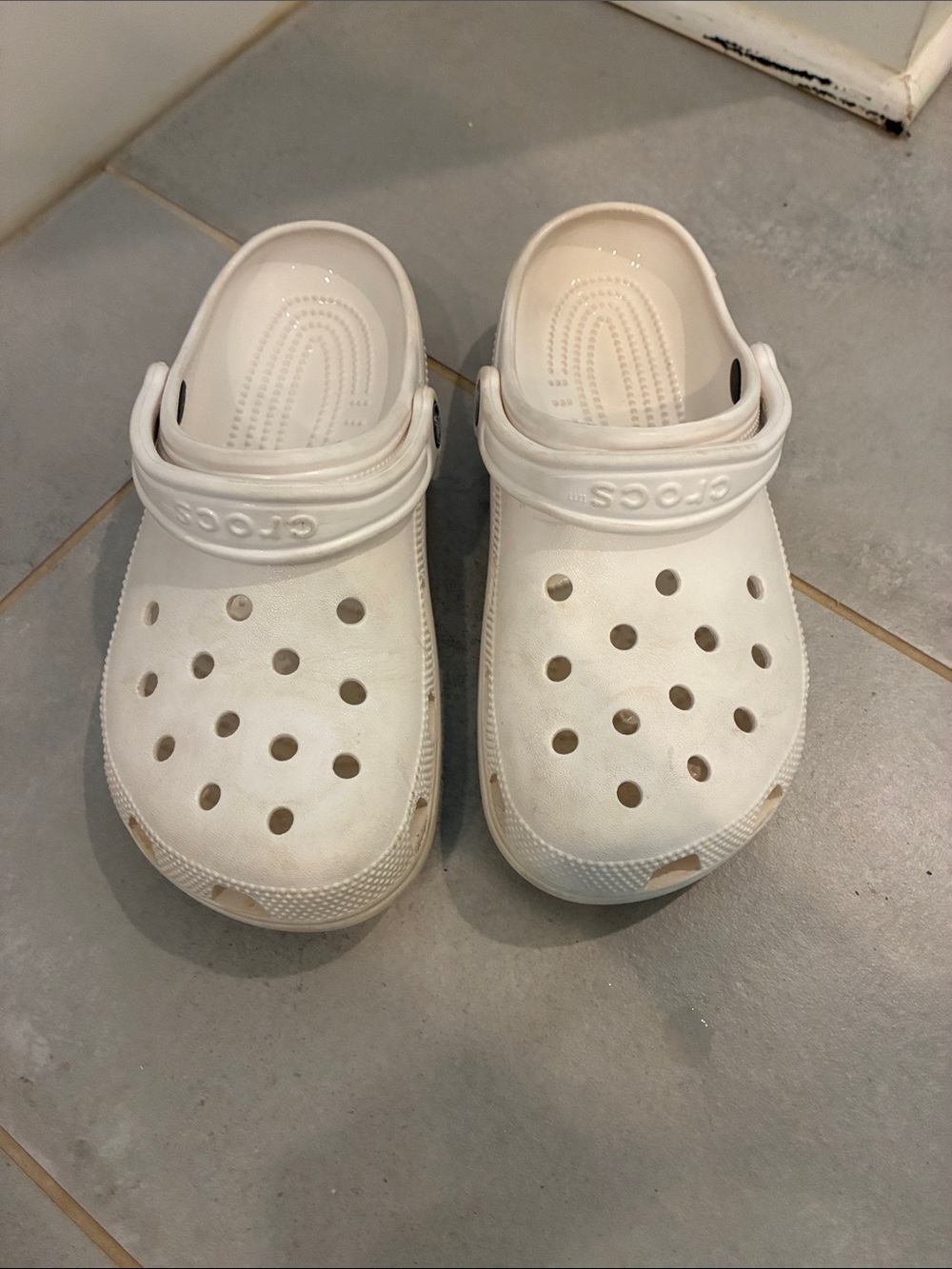 CROCS Kids White Classic Clog with Heel Strap